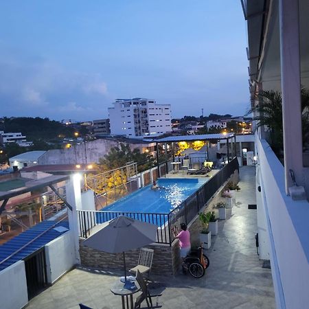 Hotel Inara Spa Хирардот Экстерьер фото