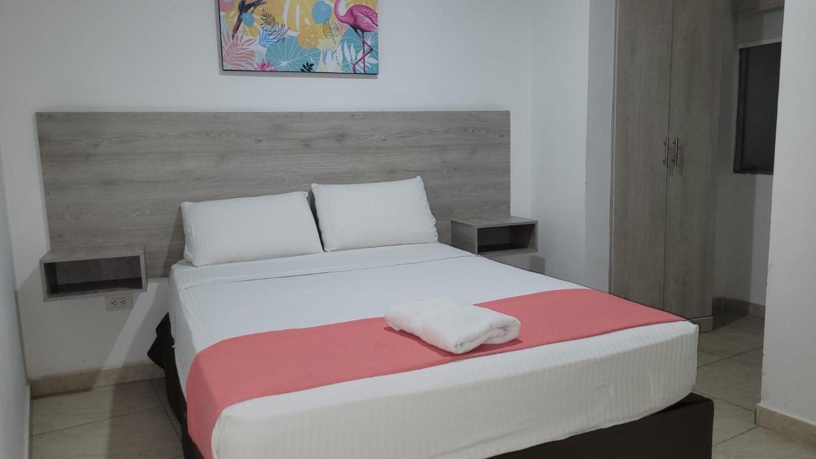 Hotel Inara Spa Хирардот Экстерьер фото